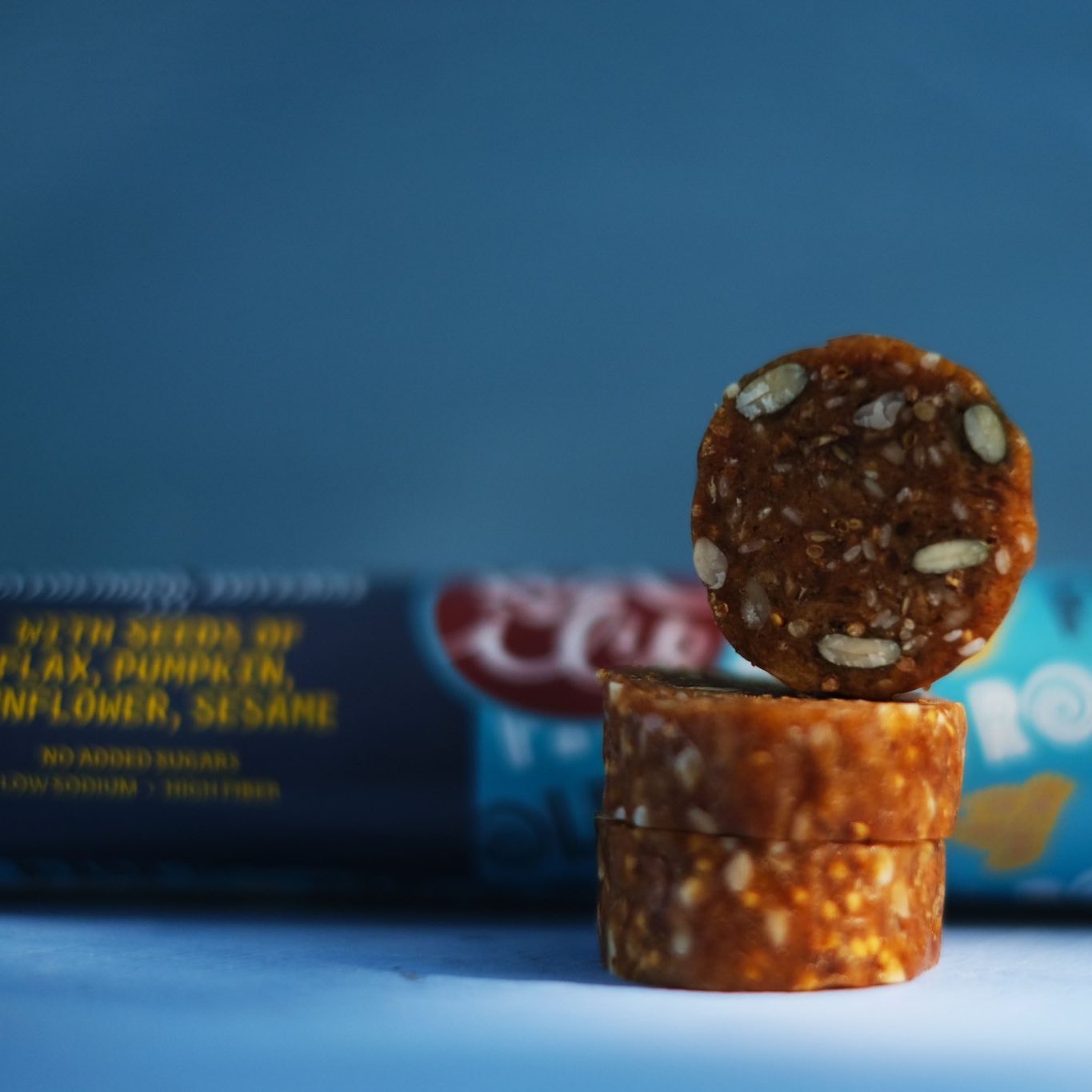 Feigenrolle mit Leinsamen, Kürbiskernen, Sonnenblumenkernen und Sesam 135 g, Lieferzeit: 3 - 5 Tage