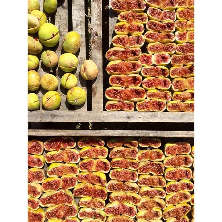 Feigenrolle mit Leinsamen, Kürbiskernen, Sonnenblumenkernen und Sesam 135 g, Lieferzeit: 3 - 5 Tage